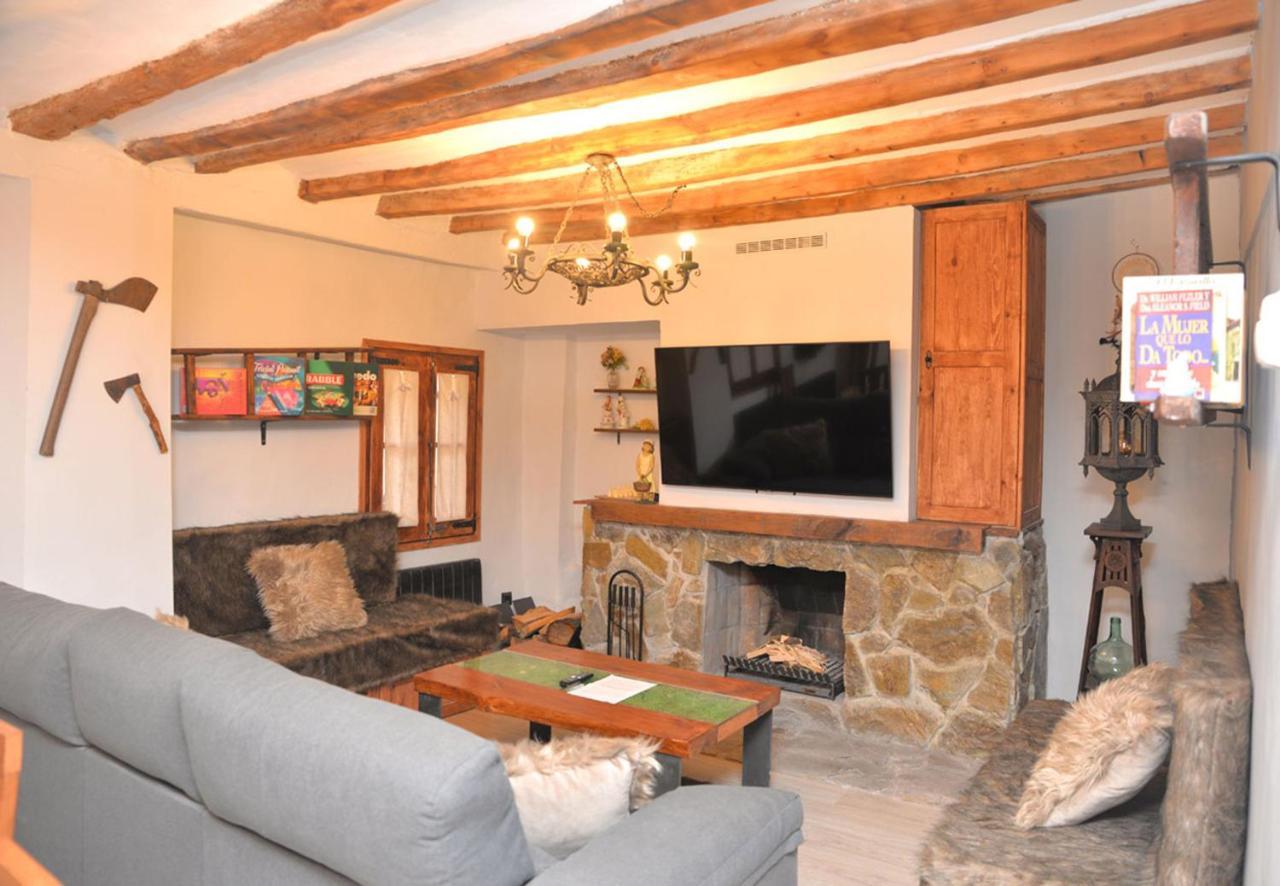 Апартаменти Triplex Rustico-Moderno Hasta 18 Plazas - Pobla De Lillet Ла-Побла-да-Лільєт Екстер'єр фото